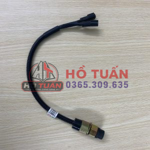 Công tắc nâng hạ cabin Howo A7 Chính hãng
